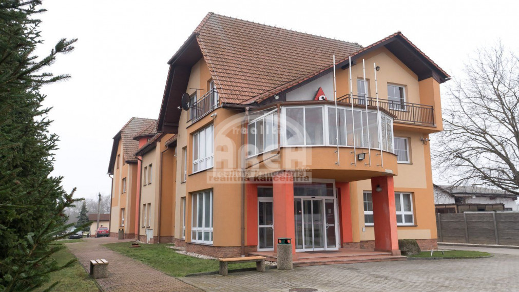 Polyfunkčný objekt vo Vranove nad Topľou