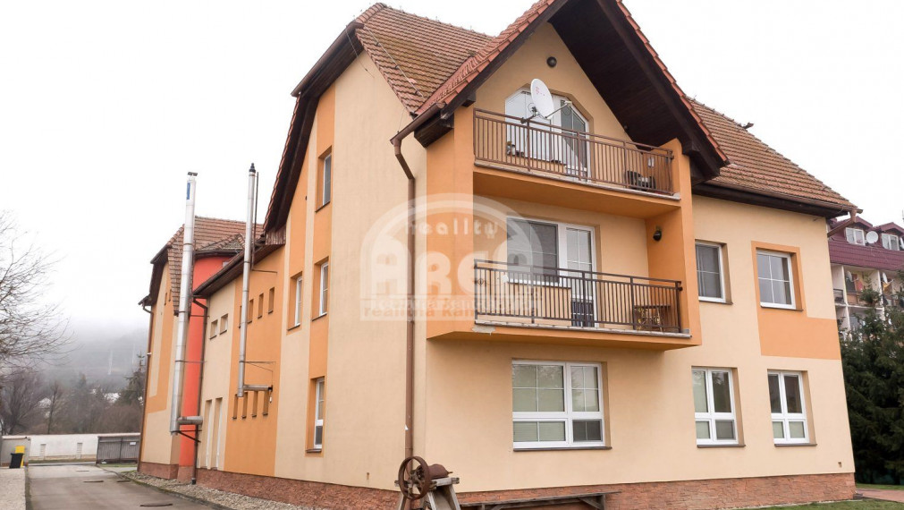 Polyfunkčný objekt vo Vranove nad Topľou