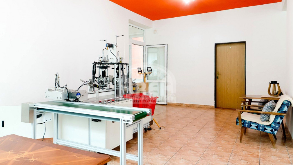 Polyfunkčný objekt vo Vranove nad Topľou