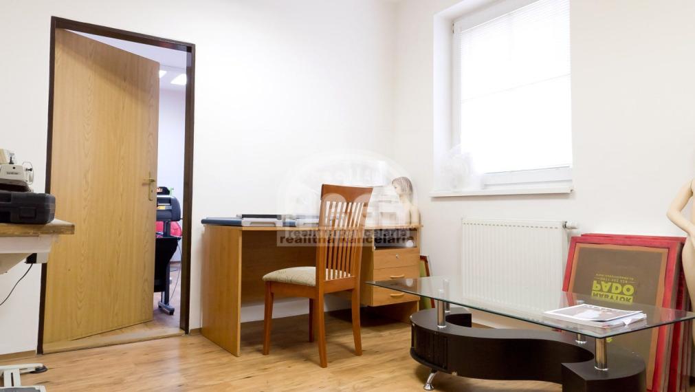 Polyfunkčný objekt vo Vranove nad Topľou