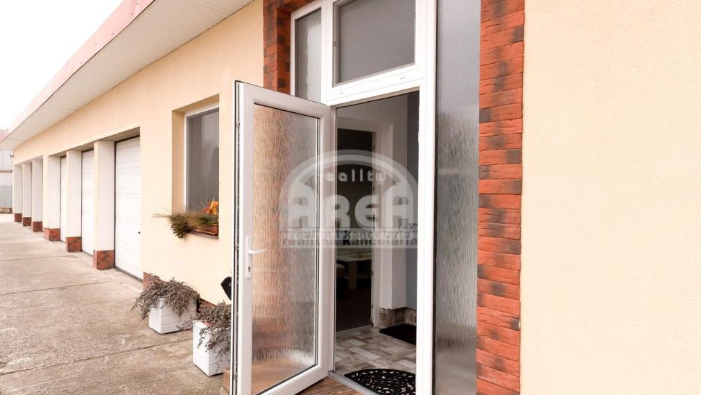 Polyfunkčný objekt vo Vranove nad Topľou