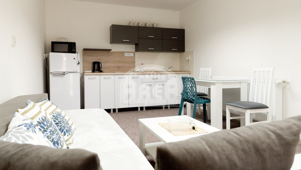 Polyfunkčný objekt vo Vranove nad Topľou