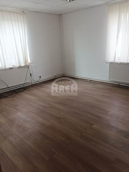 Kancelárie s rôznou výmerou v administratívnej budove v MI