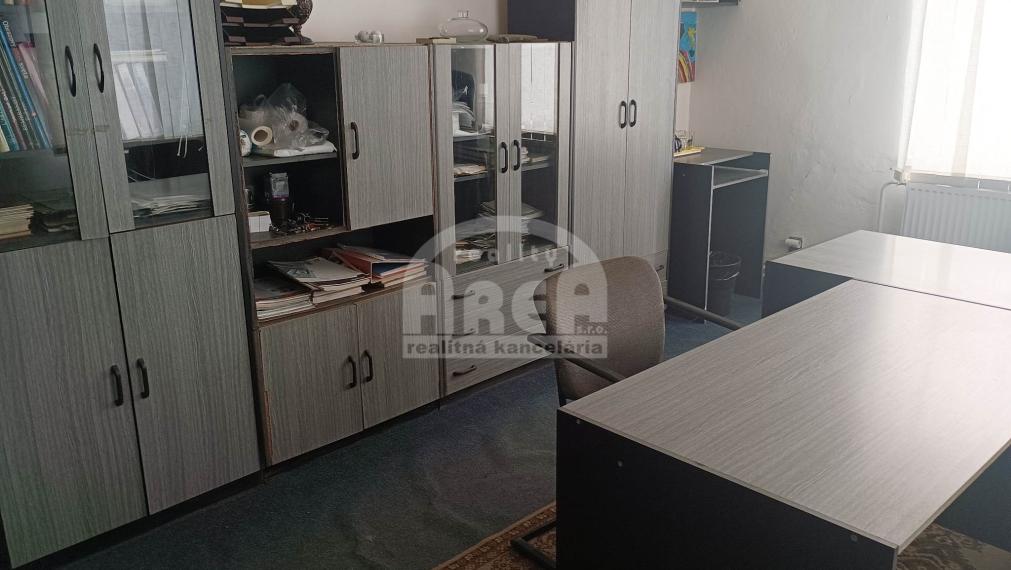 Kancelárie s rôznou výmerou v administratívnej budove v MI