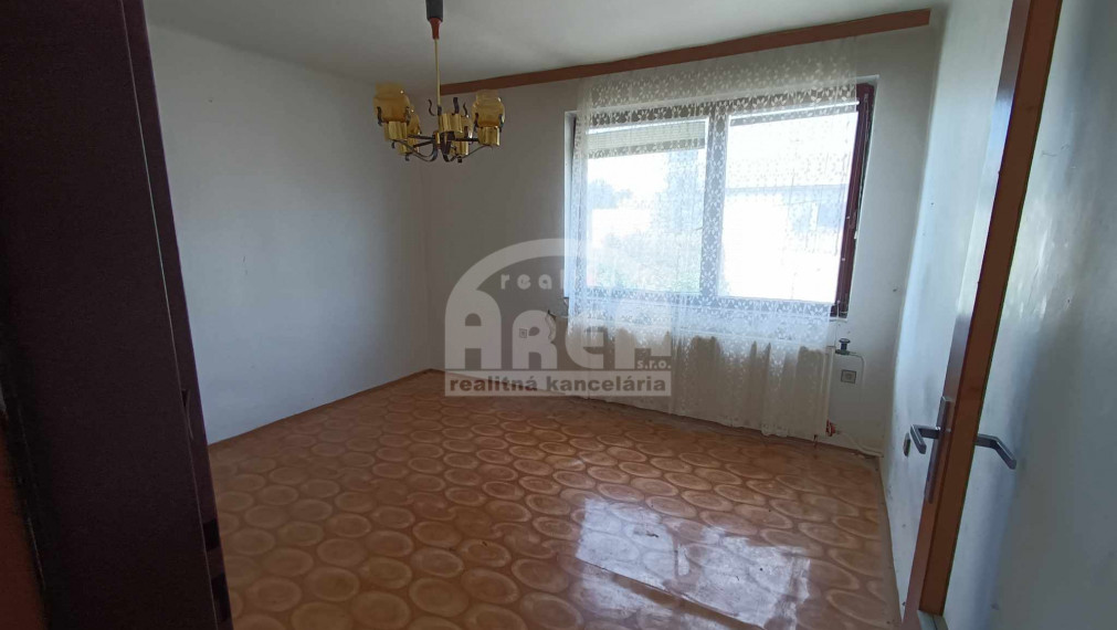 2 - podlažný rodinný dom vo vyhľadávanej lokalite v MI