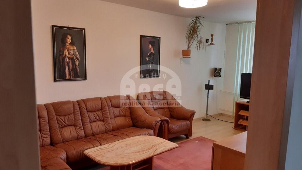 3 - izbový byt s balkónom blízko centra mesta Michalovce