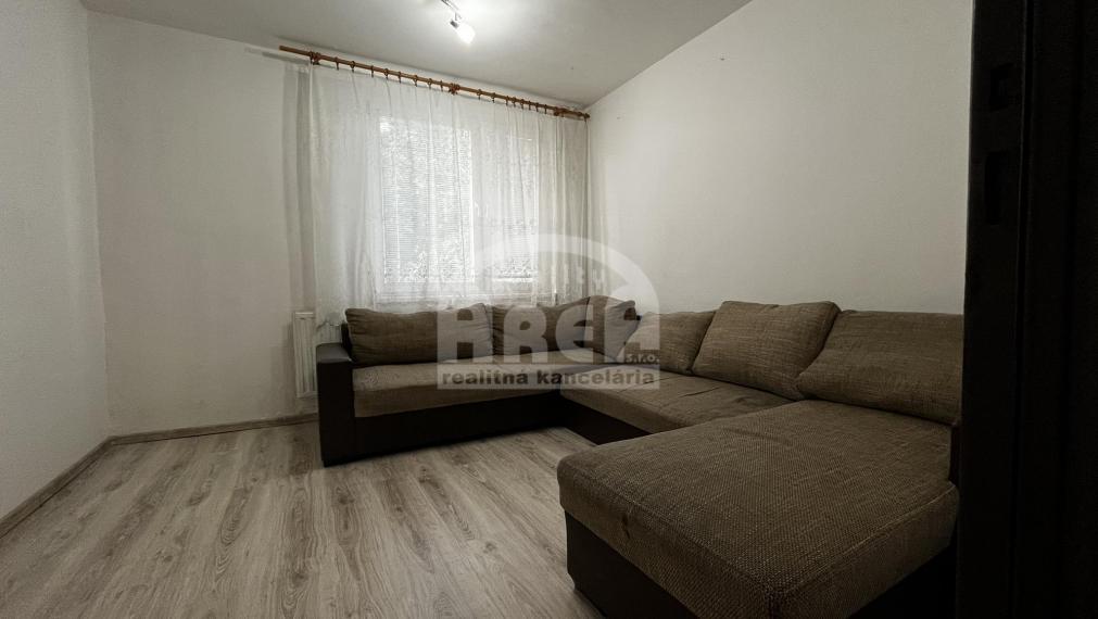 Slnečný 3 - izbový byt situovaný len na skok od centra mesta