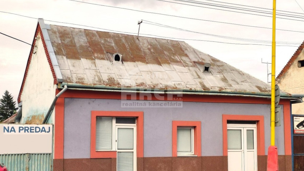 Pekný rodinný dom v meste Sečovce vhodný aj na podnikanie