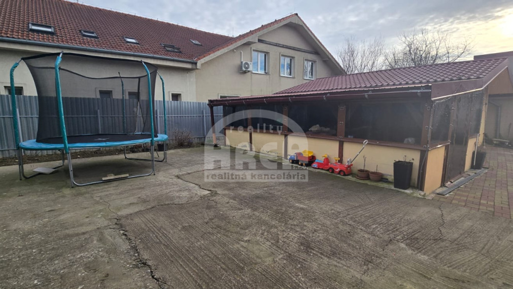 Dvojpodlažný rodinný dom- sídlisko Stráňany v Michalovciach