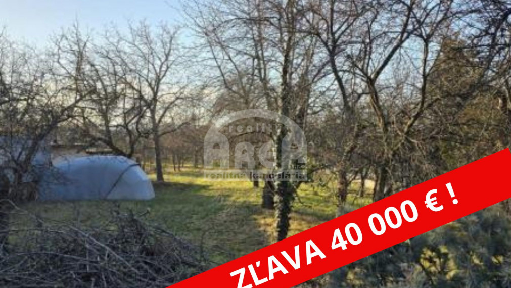 Pozemok v obci Vinné