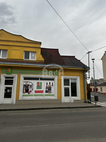 Prenájom priestorov na podnikanie v skvelej časti Sobraniec