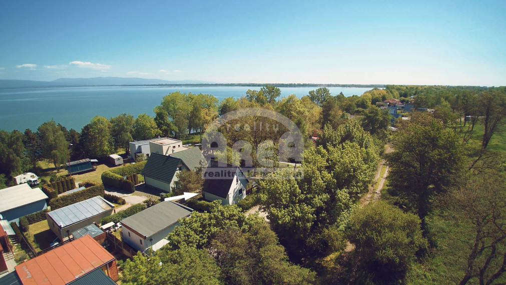 Dvojpodlažná chata na Zemplínskej Šírave – Biela Hora