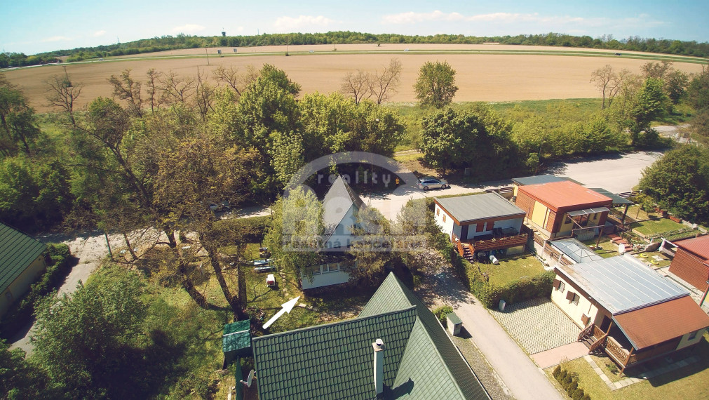 Dvojpodlažná chata na Zemplínskej Šírave – Biela Hora