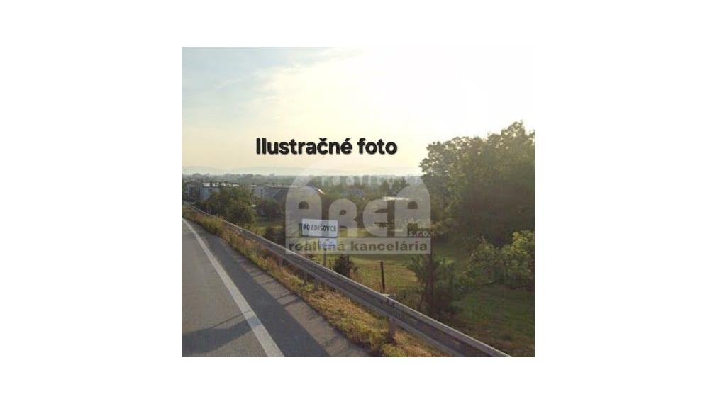 Pekná záhradka pri Pozdišovskom rybníku