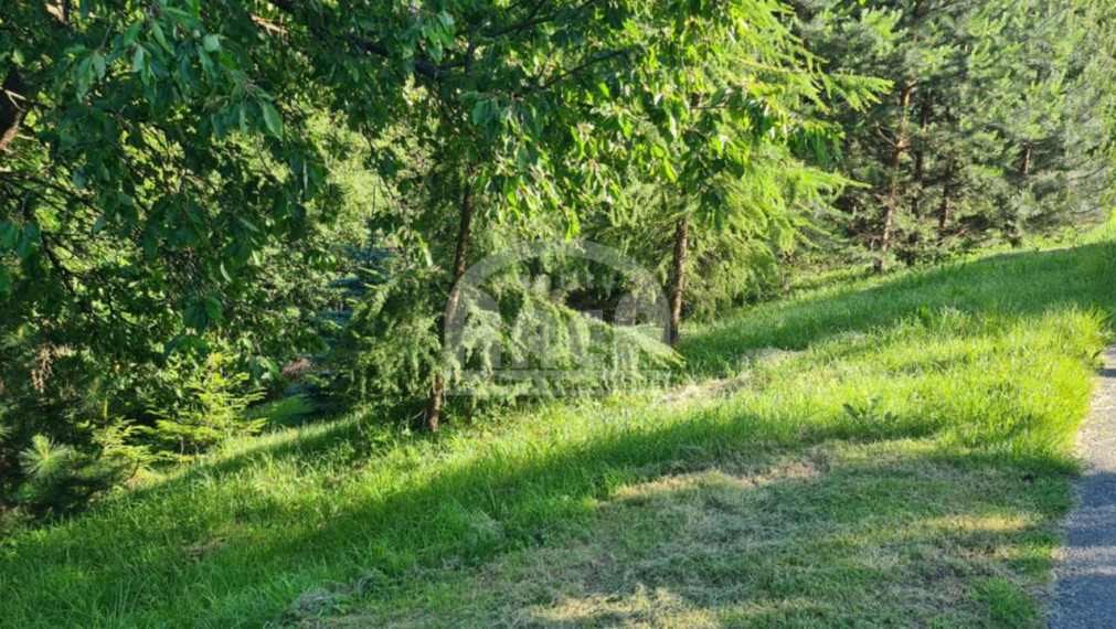 Krásny pozemok v obci Remetské Hámre