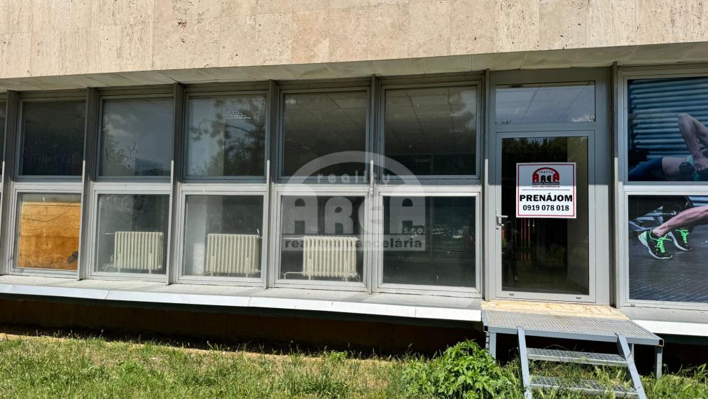Obchodné priestory na prenájom v centre mesta Michalovce