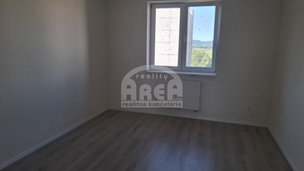 3- izbový byt na sídlisku SNP v Michalovciach