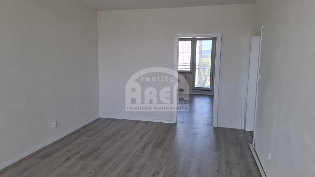 3- izbový byt na sídlisku SNP v Michalovciach