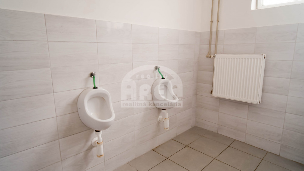 Objekt vhodný na podnikanie v obci Staré