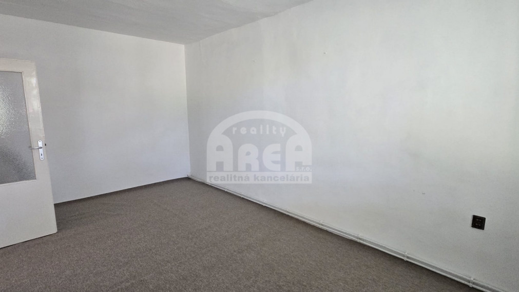 4- izbový byt so záhradkou v TOP lokalite mesta Michalovce