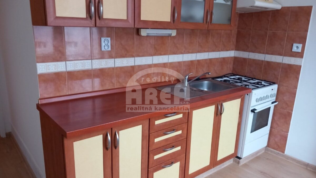 2,5- izbový byt na sídlisku Západ v Michalovciach