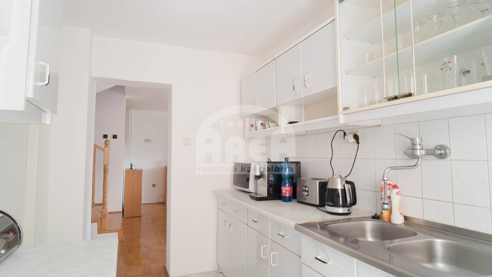 Dvojpodlažný rodinný dom v skvelej lokalite mesta Michalovce