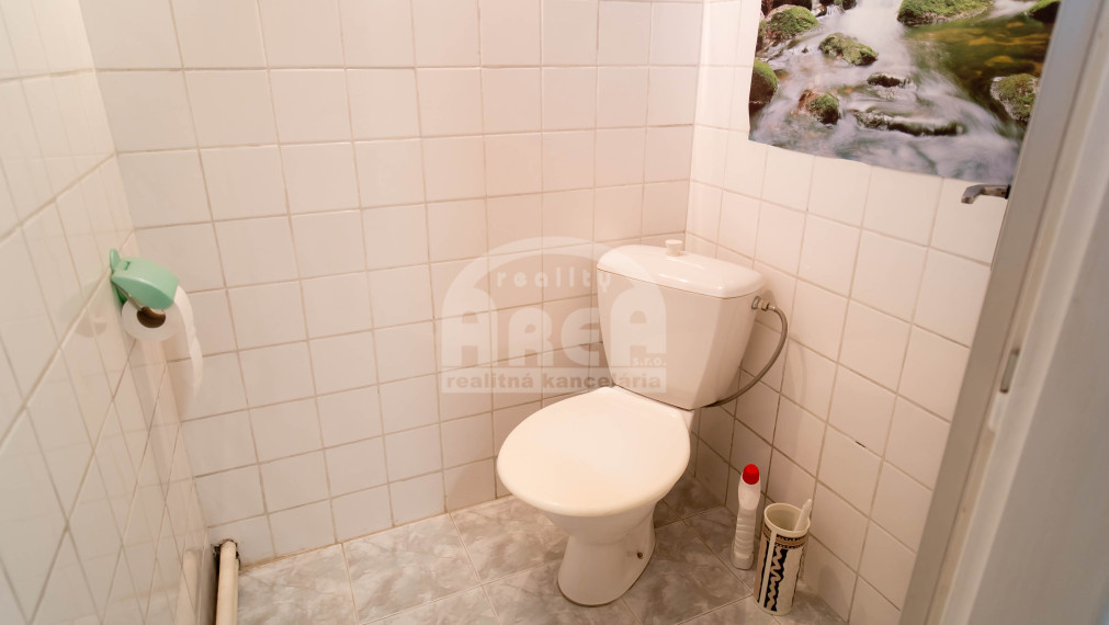 Dvojpodlažný rodinný dom v skvelej lokalite mesta Michalovce