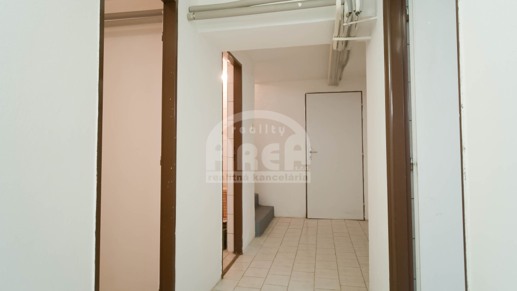 Dvojpodlažný rodinný dom v skvelej lokalite mesta Michalovce