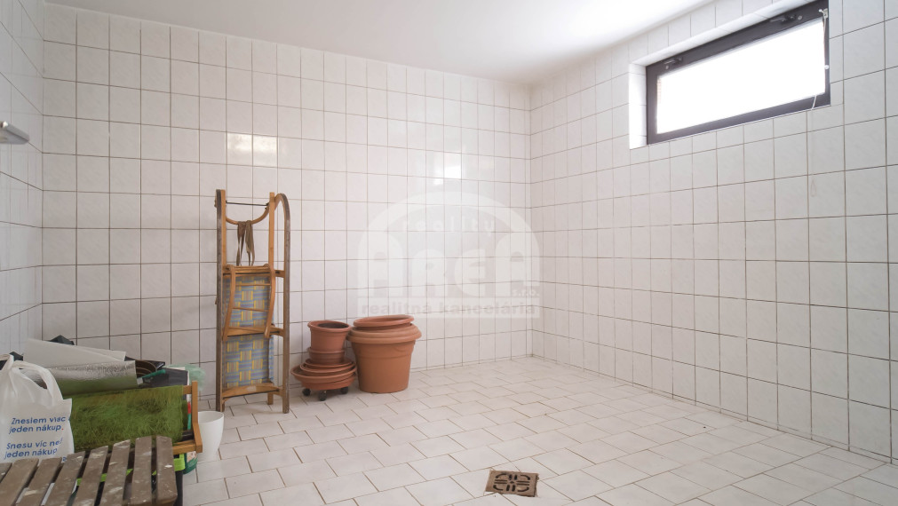 Dvojpodlažný rodinný dom v skvelej lokalite mesta Michalovce