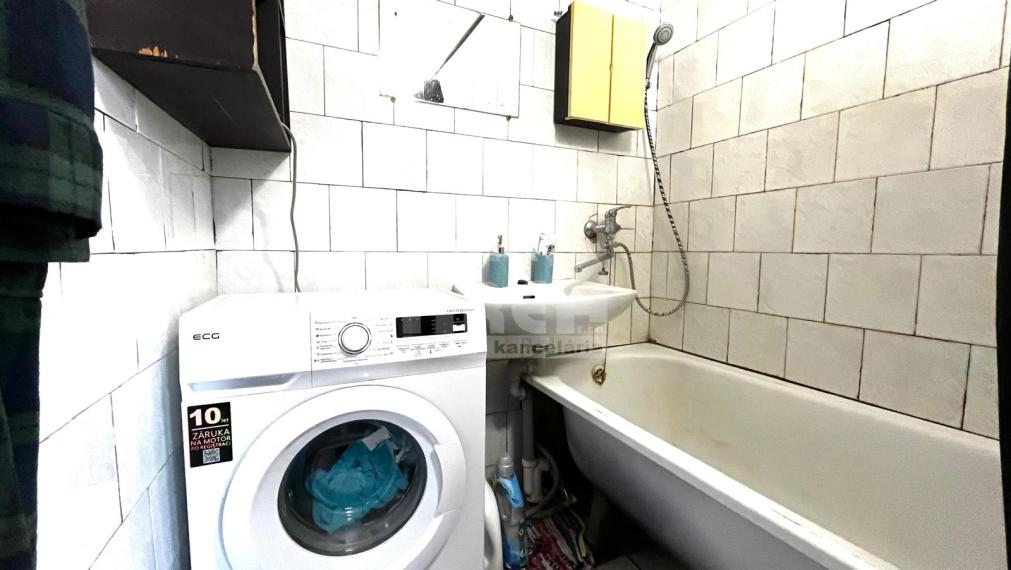 Priestranný 3- izbový byt na sídlisku Juh v Michalovciach