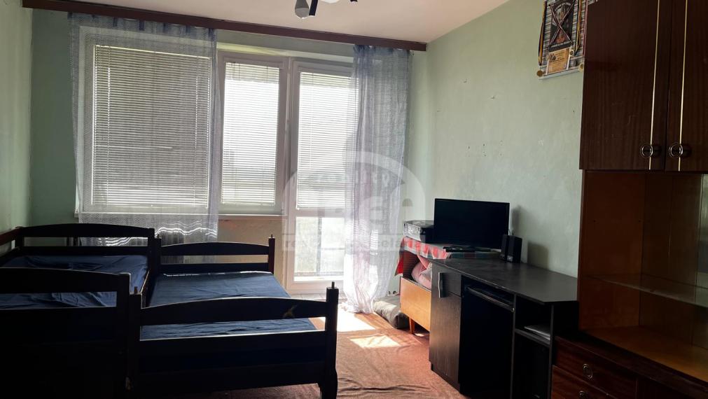 Priestranný 3- izbový byt na sídlisku Juh v Michalovciach