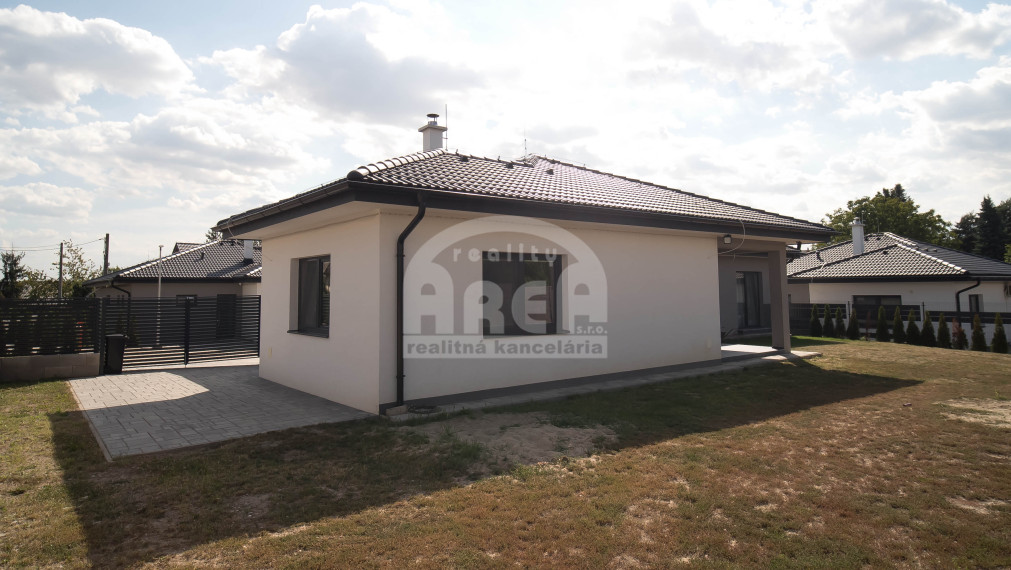 Krásna novostavba rodinného domu v malebnej obci Klokočov