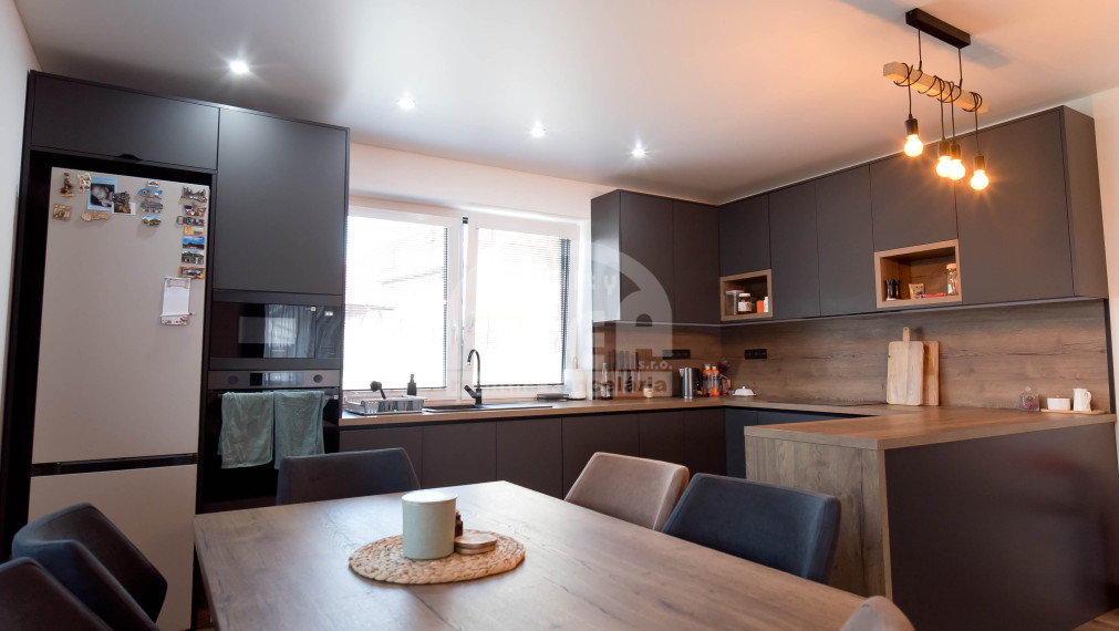 Krásna novostavba rodinného domu v malebnej obci Klokočov