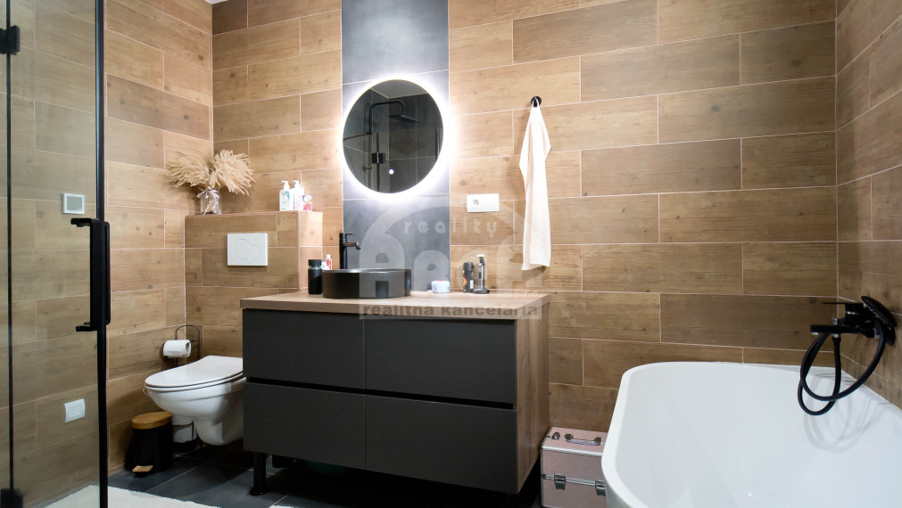 Krásna novostavba rodinného domu v malebnej obci Klokočov