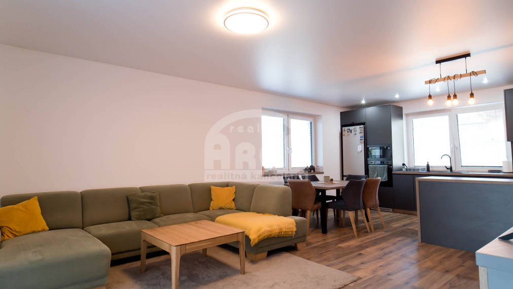 Krásna novostavba rodinného domu v malebnej obci Klokočov