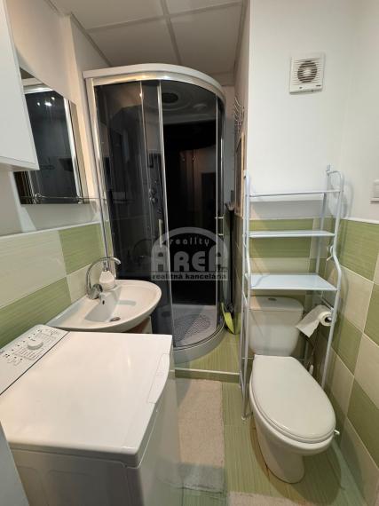 Na prenájom 1- izbový byt, sídlisko Stráňany v Michalovciach