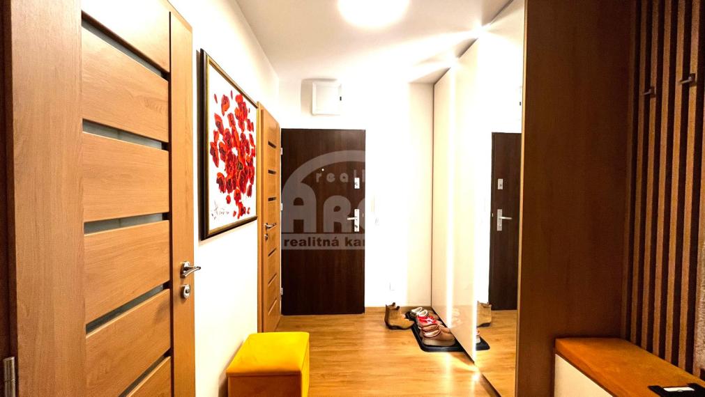 Nadštandardný byt v TOP lokalite sídliska Juh, Michalovce