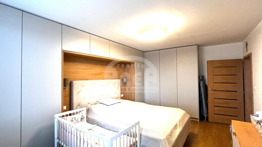 Nadštandardný byt v TOP lokalite sídliska Juh, Michalovce