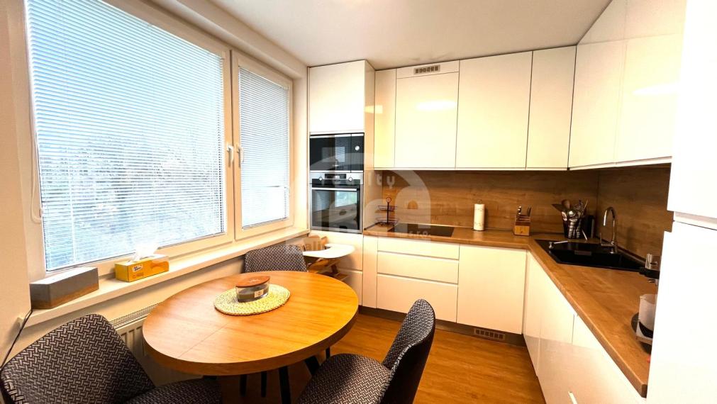 Nadštandardný byt v TOP lokalite sídliska Juh, Michalovce