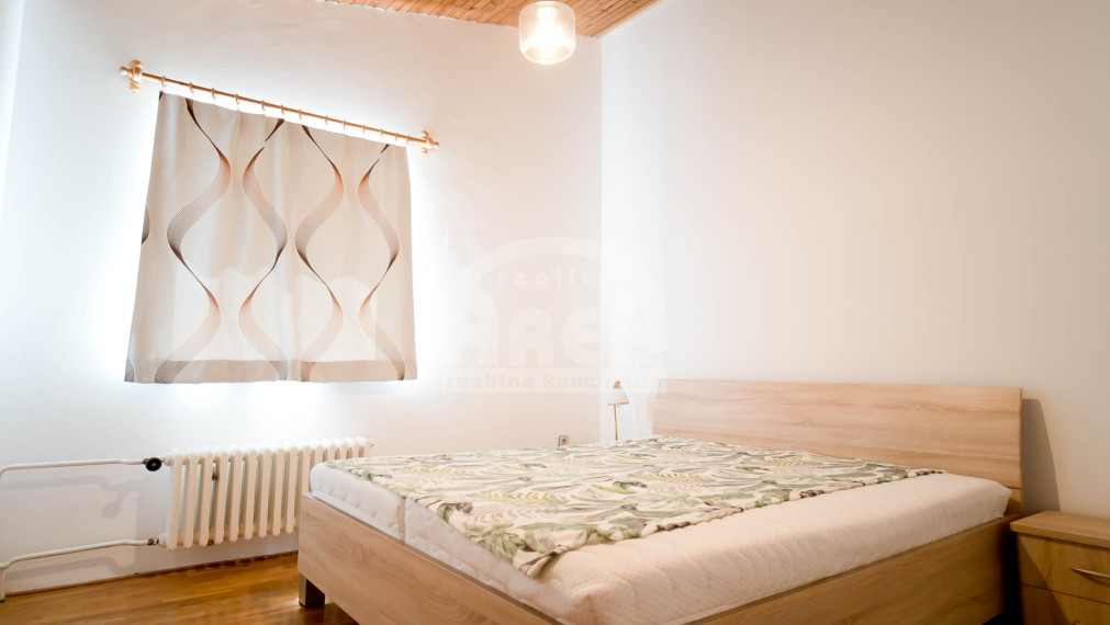 Dvojpodlažný rodinný dom v skvelej lokalite mesta Michalovce