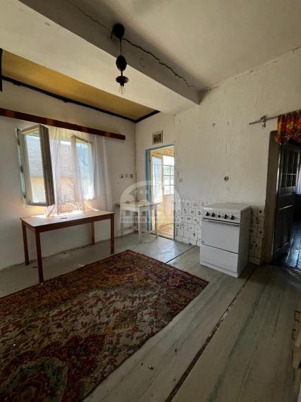 Vidiecky rodinný domček v obci Husák