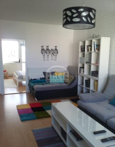 4- izbový byt v TOP lokalite sídliska Východ v Michalovciach