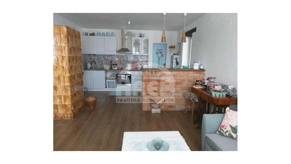 Rodinný dom v Sobranciach - mestská časť Komárovce