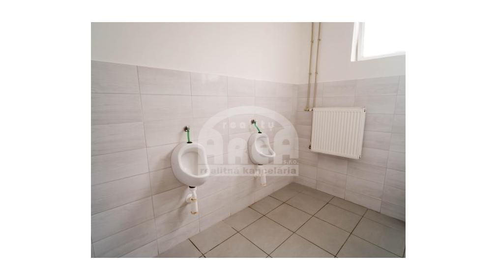 Objekt vhodný na podnikanie v obci Staré