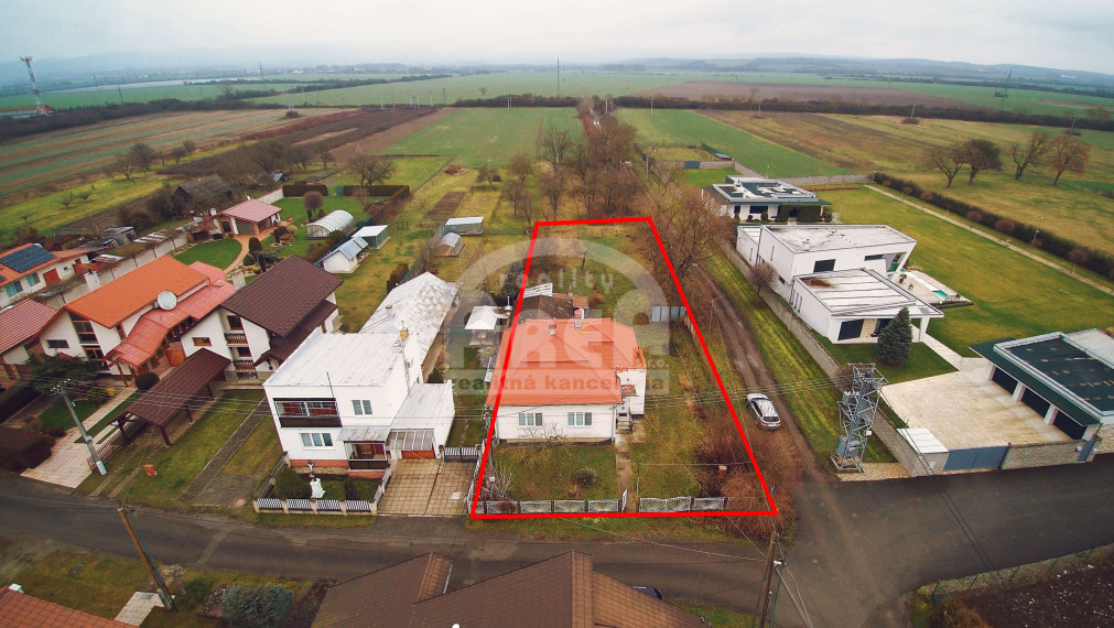 Rodinný dom v Sobranciach - mestská časť Komárovce