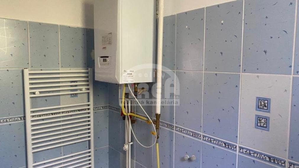 Tehlový 3- izbový byt priamo v centre mesta Michalovce