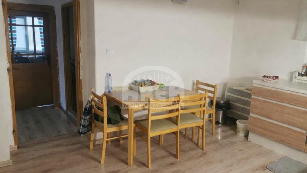 Rodinný dom s krásnym pozemkom  v obci Petrikovce