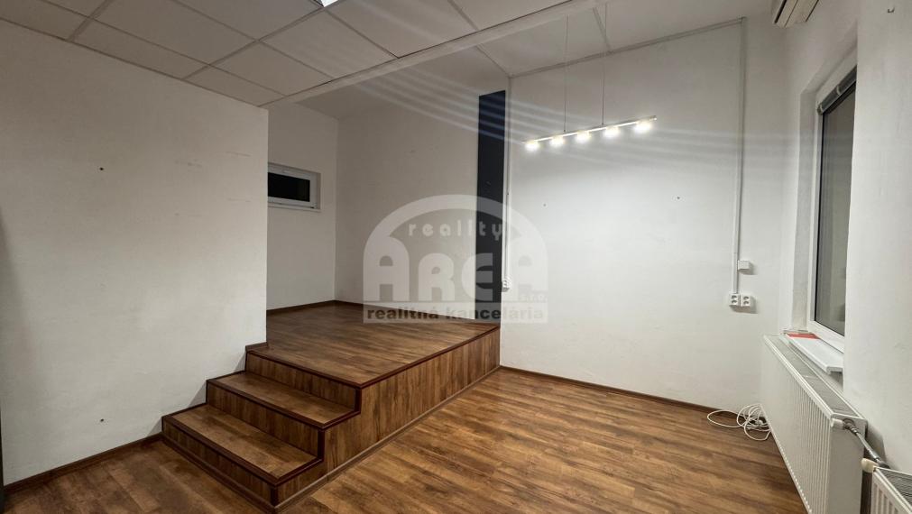 Na prenájom obchodné priestory v Michalovciach