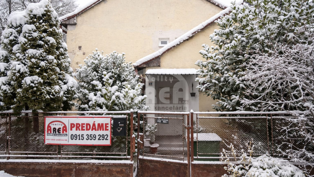 Tehlový 3- izbový byt s pozemkom na ulici S. Chalupku v Mi