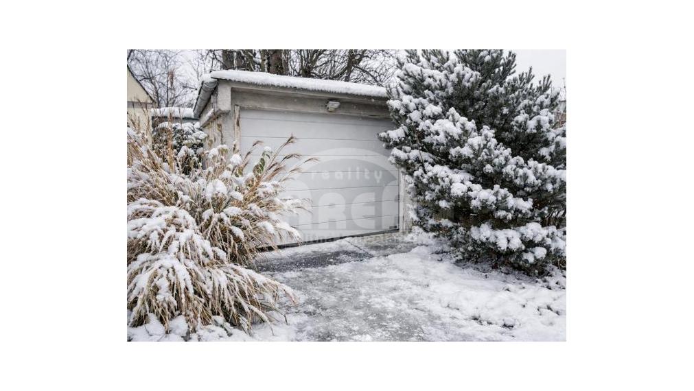 Tehlový 3- izbový byt s pozemkom na ulici S. Chalupku v Mi